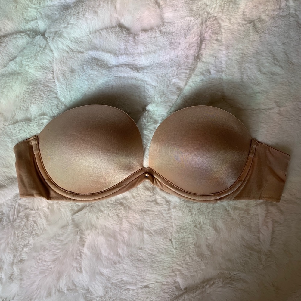 Victoria’s Secret Strapless Nude Bra